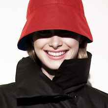 Lade das Bild in den Galerie-Viewer, chapeau rouge impermeable